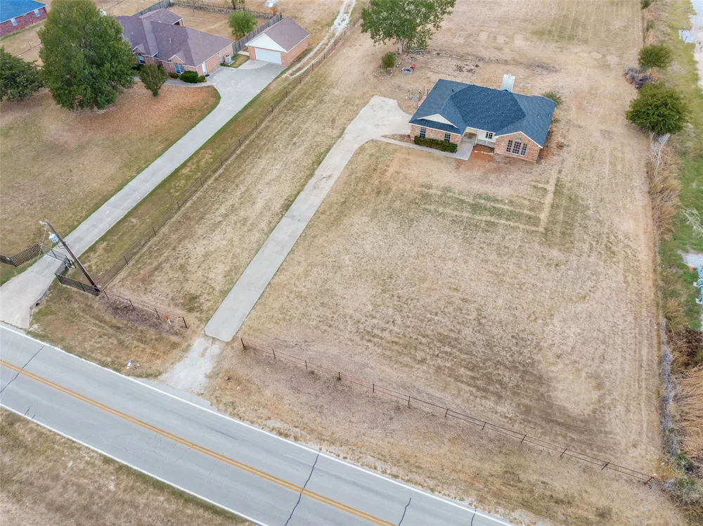 12169 Liberty School Road Azle, TX 76020