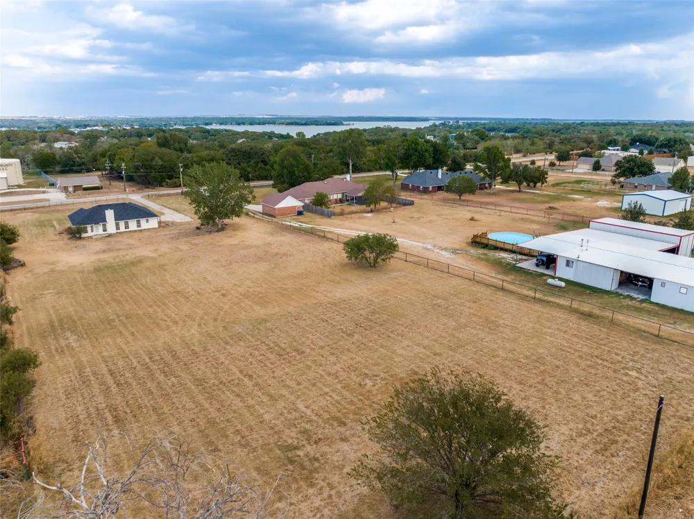 12169 Liberty School Road Azle, TX 76020