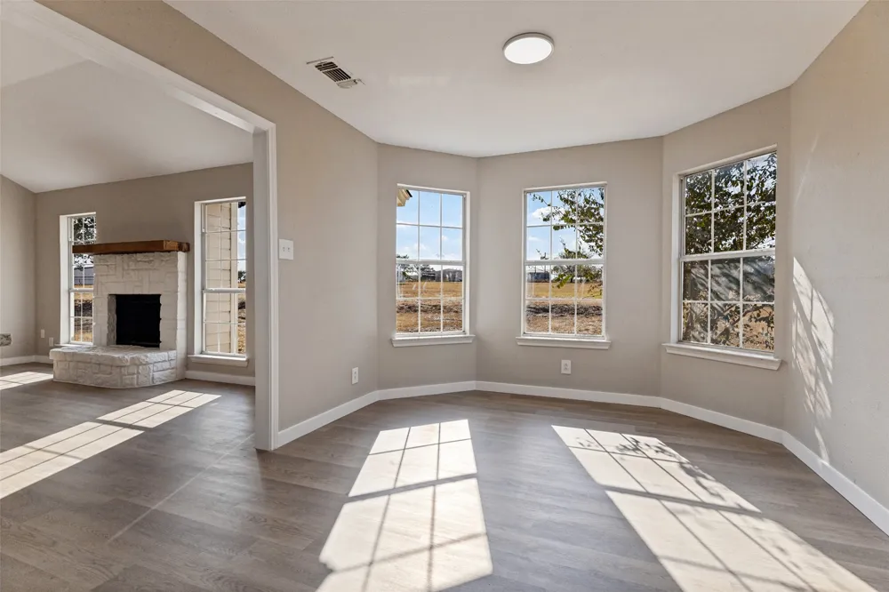 12169 Liberty School Road Azle, TX 76020