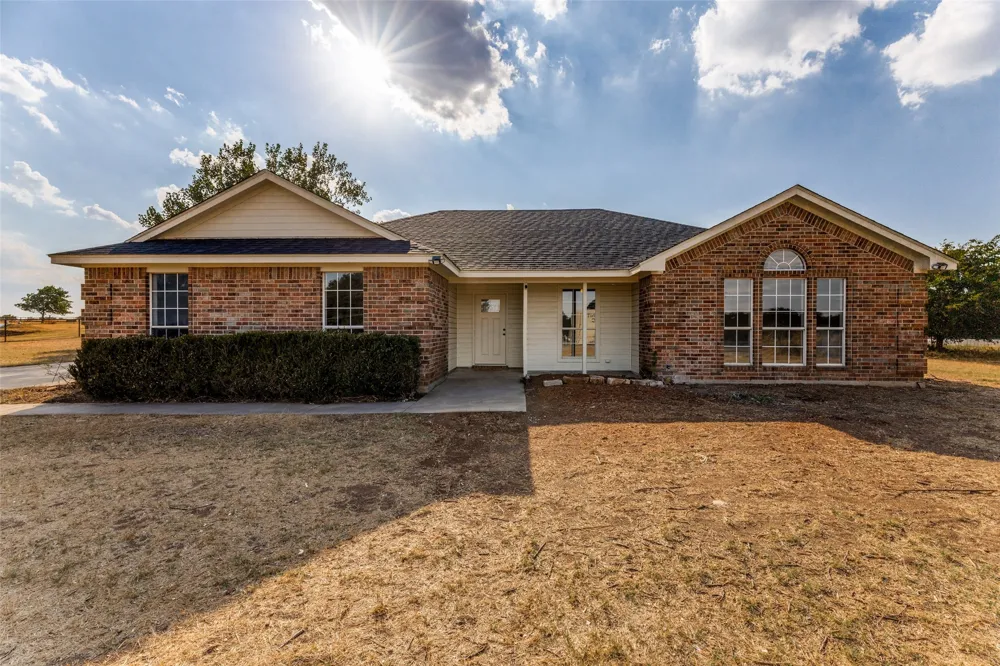 12169 Liberty School Road Azle, TX 76020