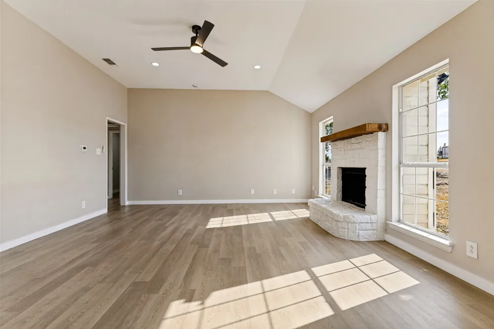 12169 Liberty School Road Azle, TX 76020