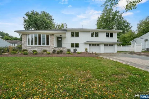 721 Schaefer Avenue
