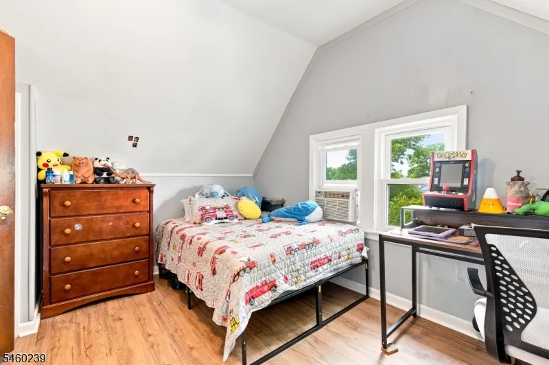 345 E Clay Ave Roselle Park, NJ 07204