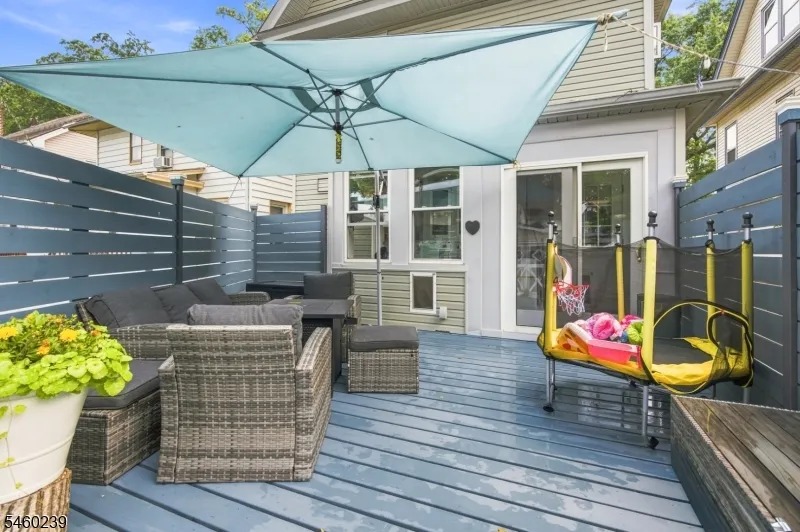 345 E Clay Ave Roselle Park, NJ 07204