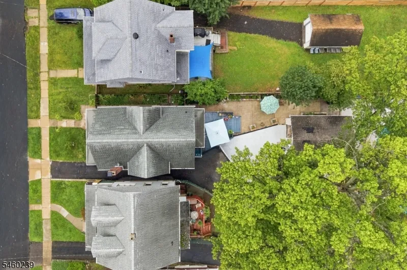 345 E Clay Ave Roselle Park, NJ 07204