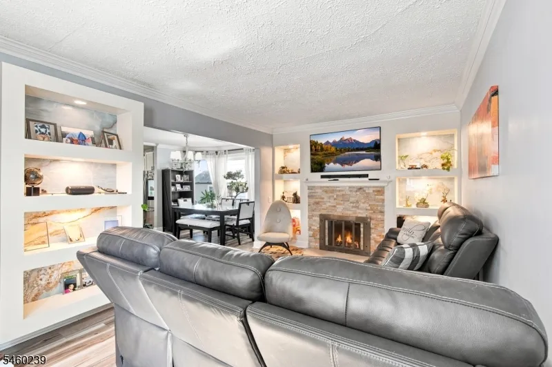 345 E Clay Ave Roselle Park, NJ 07204