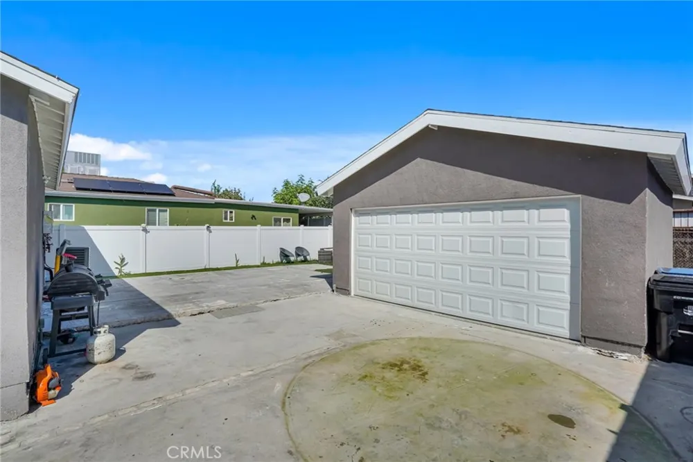 11849 Barnwall Norwalk, CA 90650