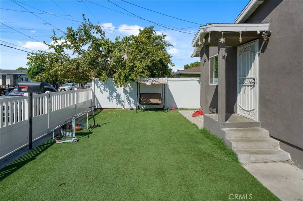 11849 Barnwall Norwalk, CA 90650