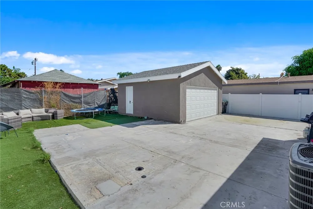 11849 Barnwall Norwalk, CA 90650