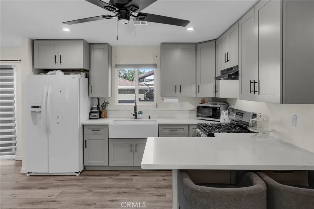 11849 Barnwall Norwalk, CA 90650