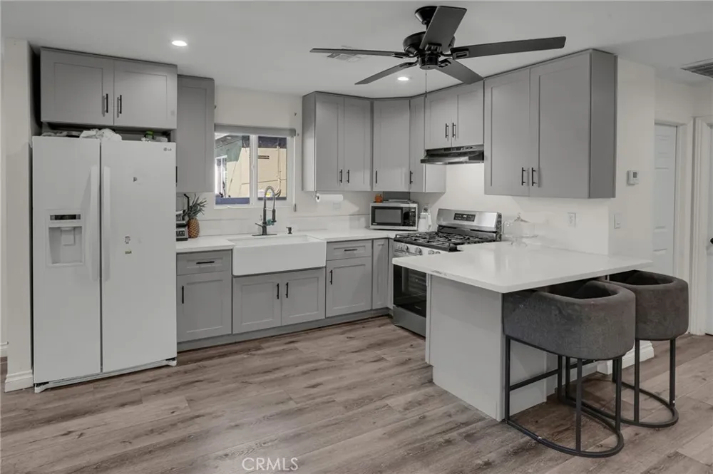 11849 Barnwall Norwalk, CA 90650