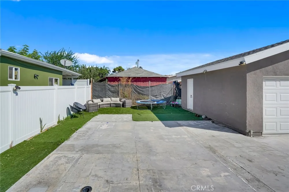 11849 Barnwall Norwalk, CA 90650