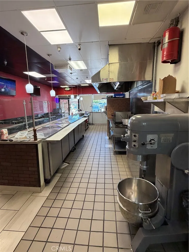 1477 E FOOTHILL BLVD Upland, CA 91786