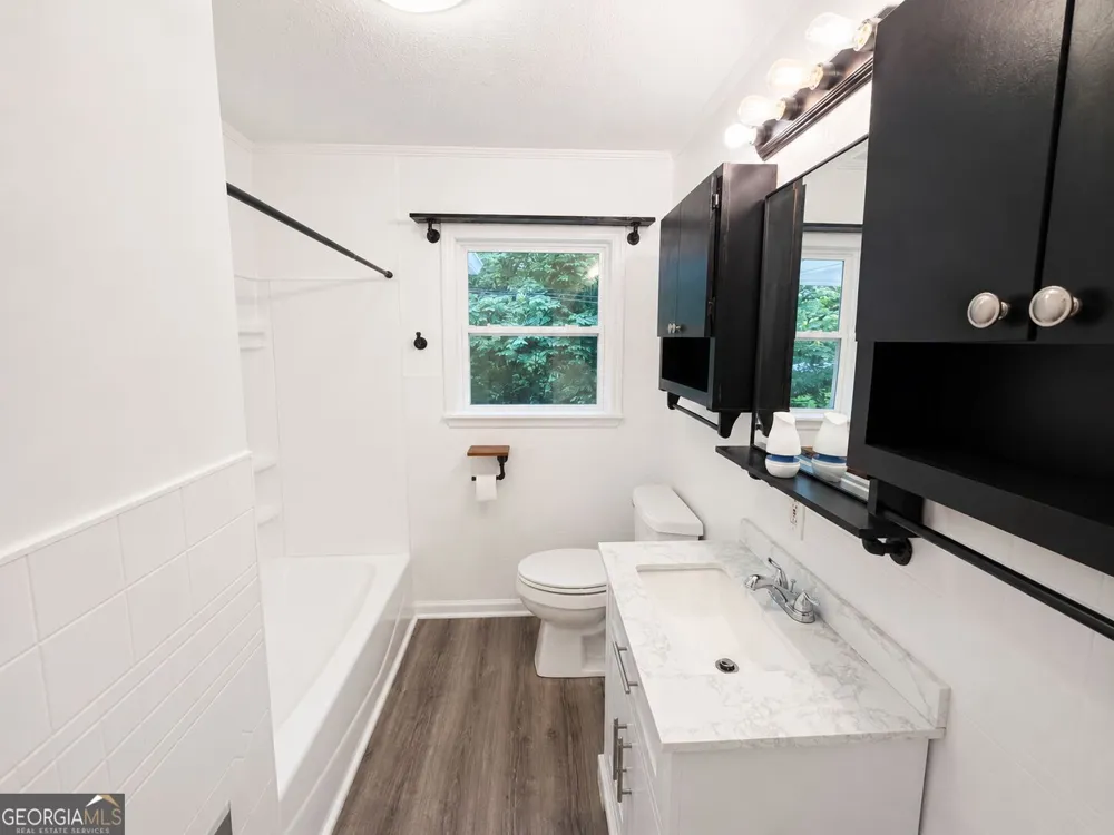 56 W Penn ST Trion, GA 30753