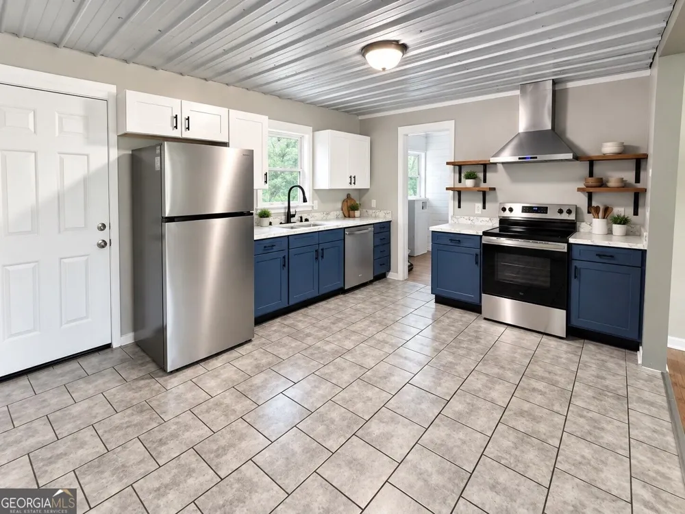 56 W Penn ST Trion, GA 30753