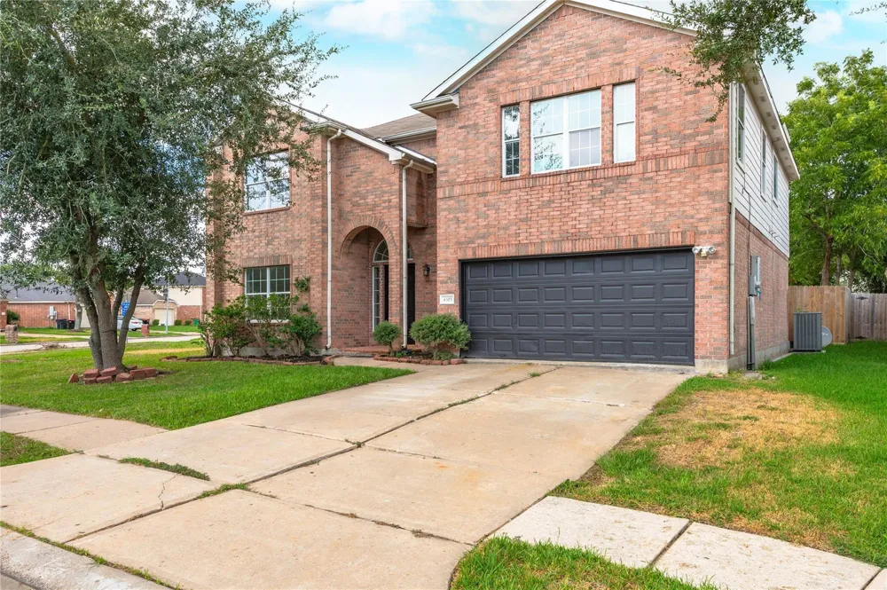 4503 Regal Drive Baytown, TX 77521