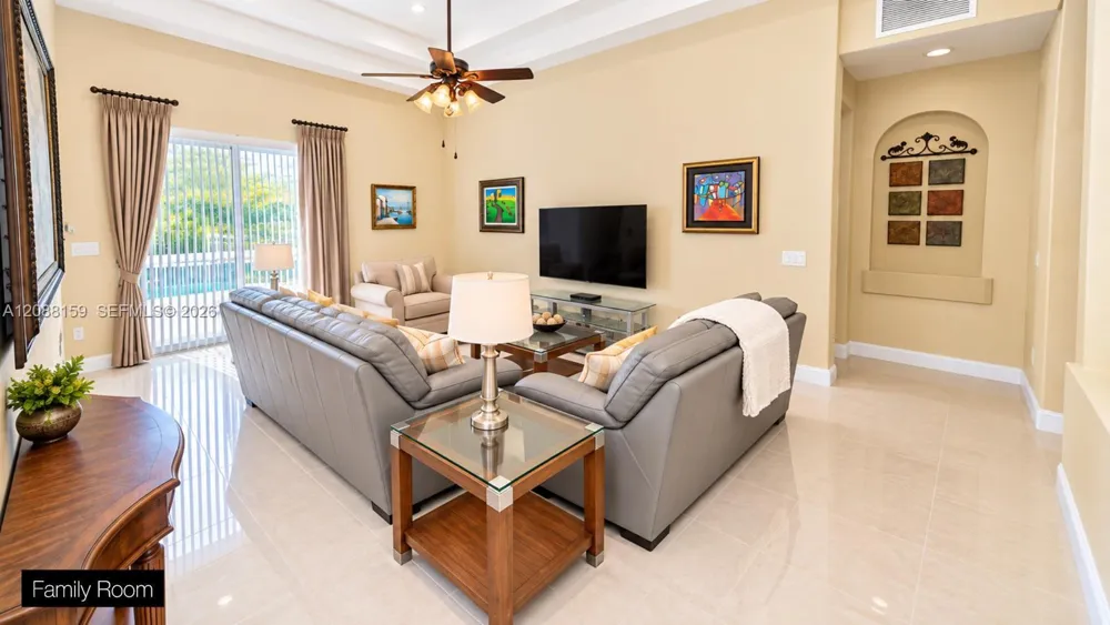 7104 Brunswick Cir Boynton Beach, FL 33472