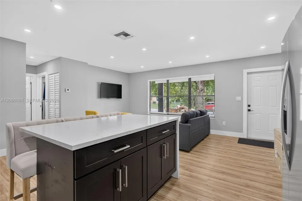 241 NE 45th St Deerfield Beach, FL 33064