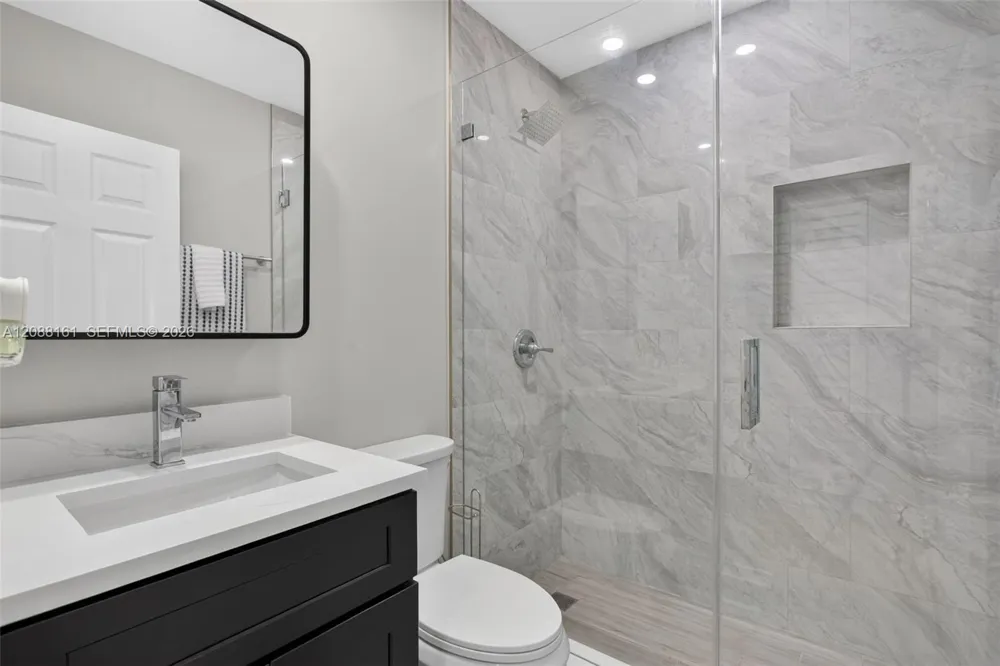 241 NE 45th St Deerfield Beach, FL 33064