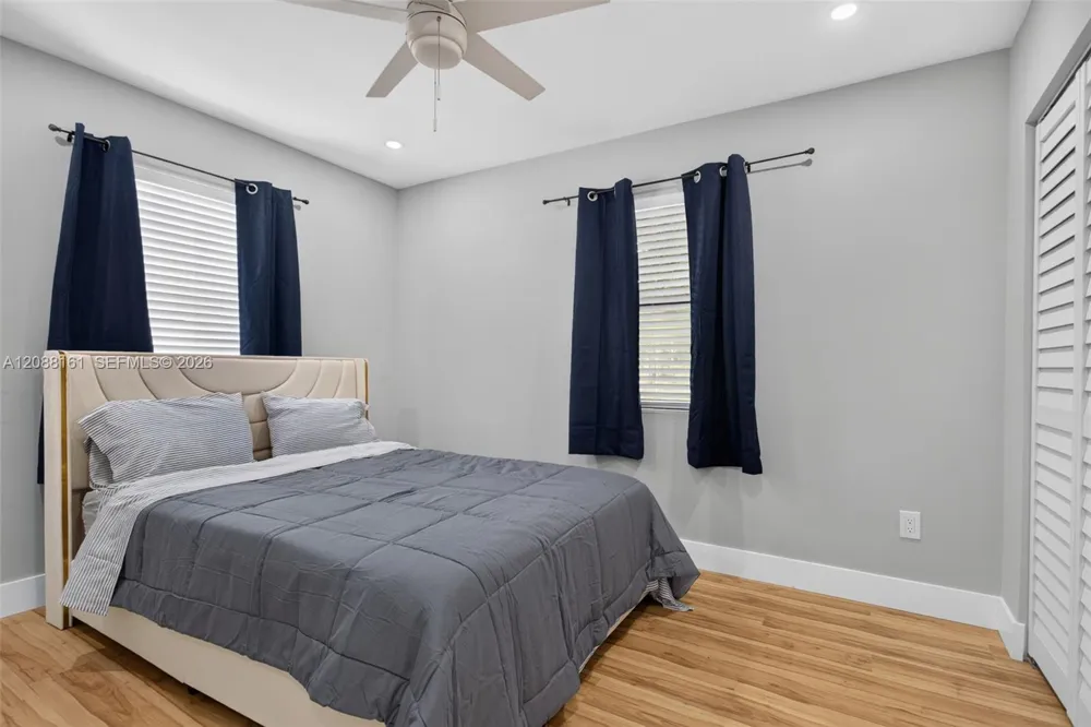 241 NE 45th St Deerfield Beach, FL 33064