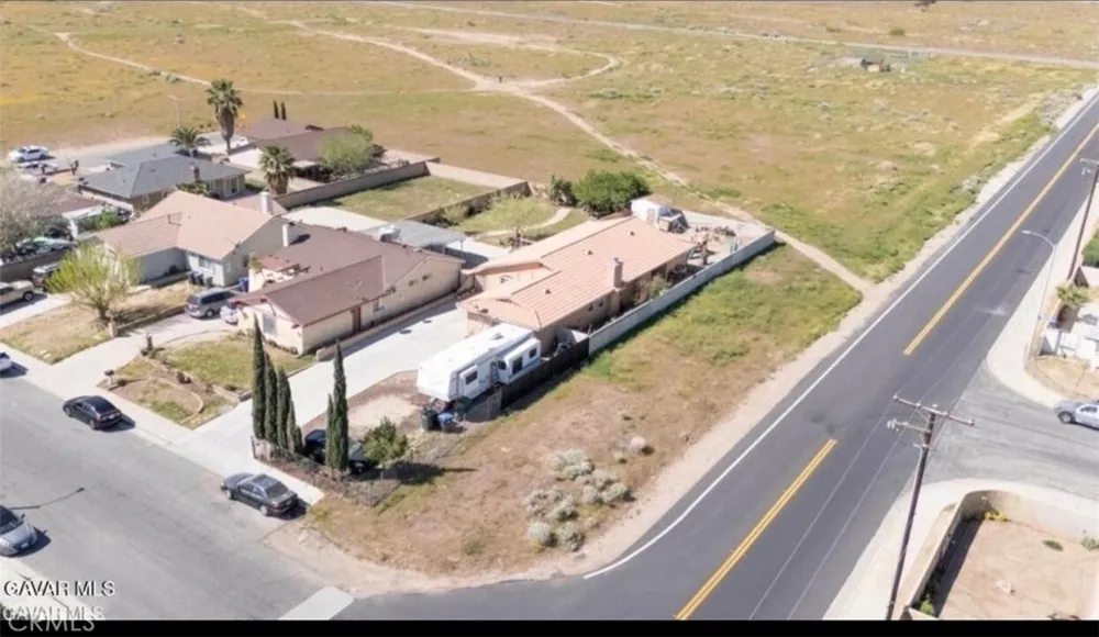 37551 29th E Palmdale, CA 93550