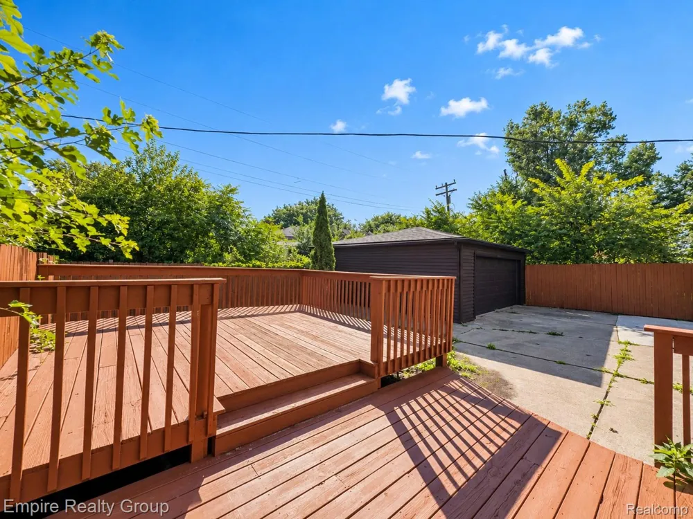 2955 Ewald Circle Detroit City, MI 48238