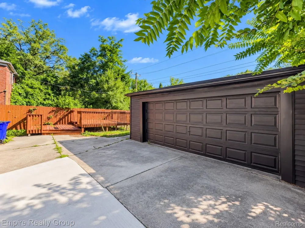 2955 Ewald Circle Detroit City, MI 48238