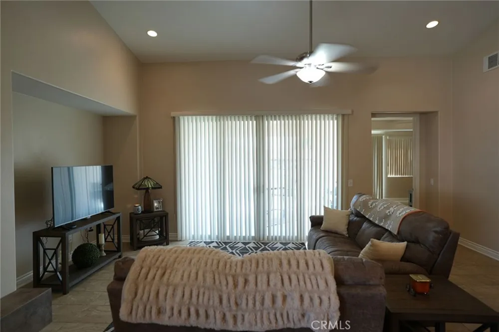 14365 Nautical #11 Helendale, CA 92342