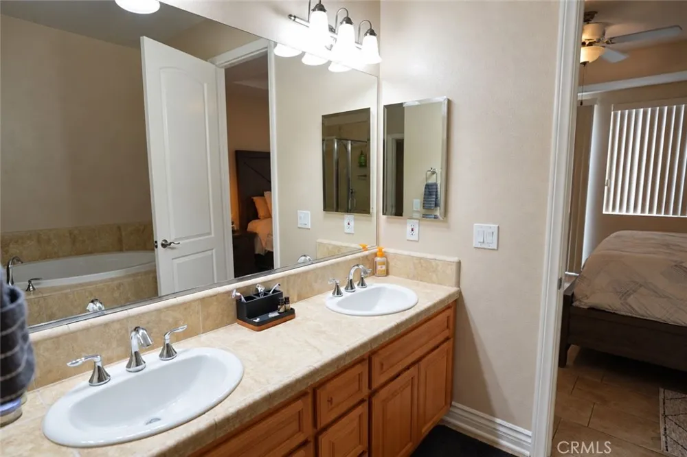 14365 Nautical #11 Helendale, CA 92342