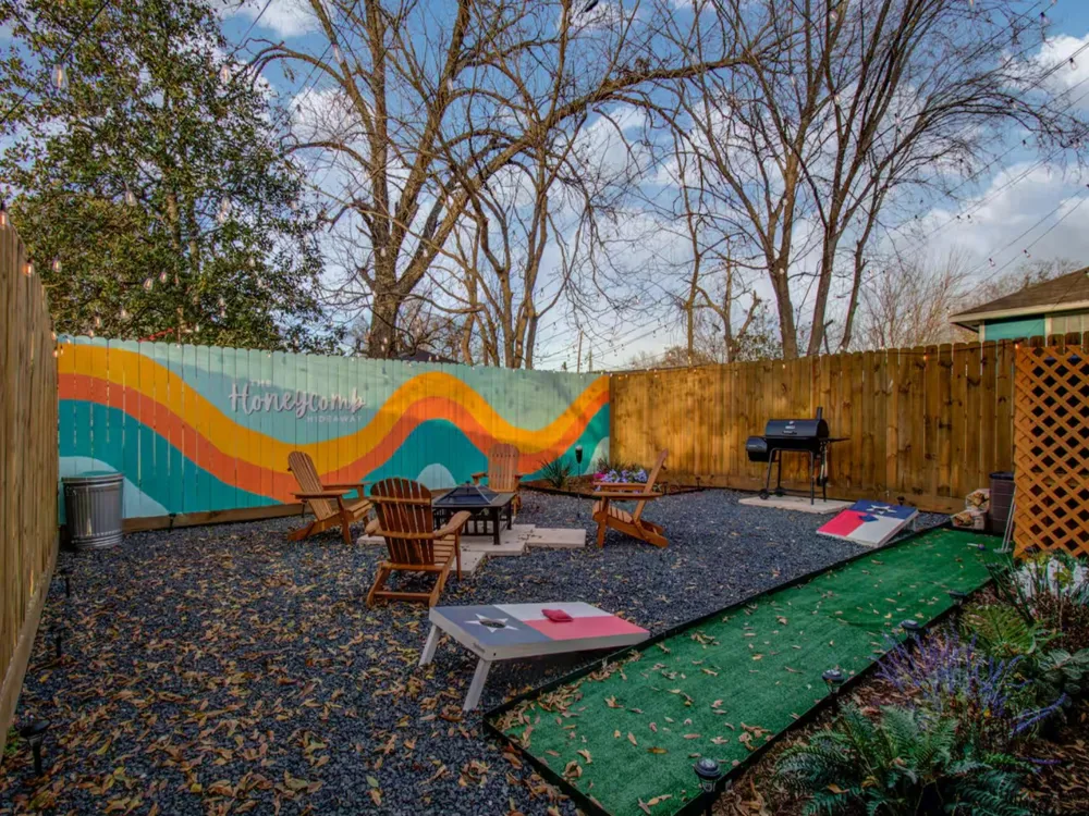 1415 E 31st Street Houston, TX 77022