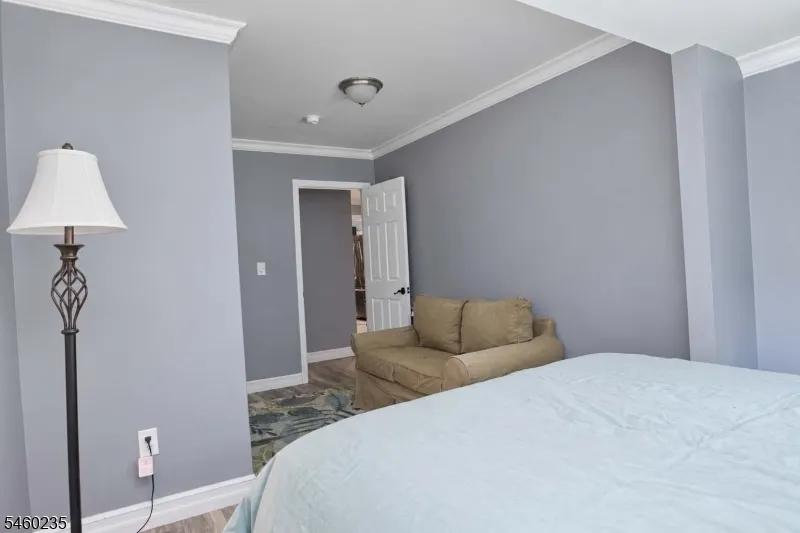 634 Vosseller Ave Bridgewater, NJ 08805