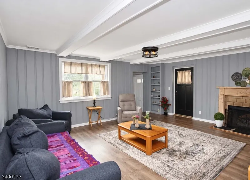 634 Vosseller Ave Bridgewater, NJ 08805