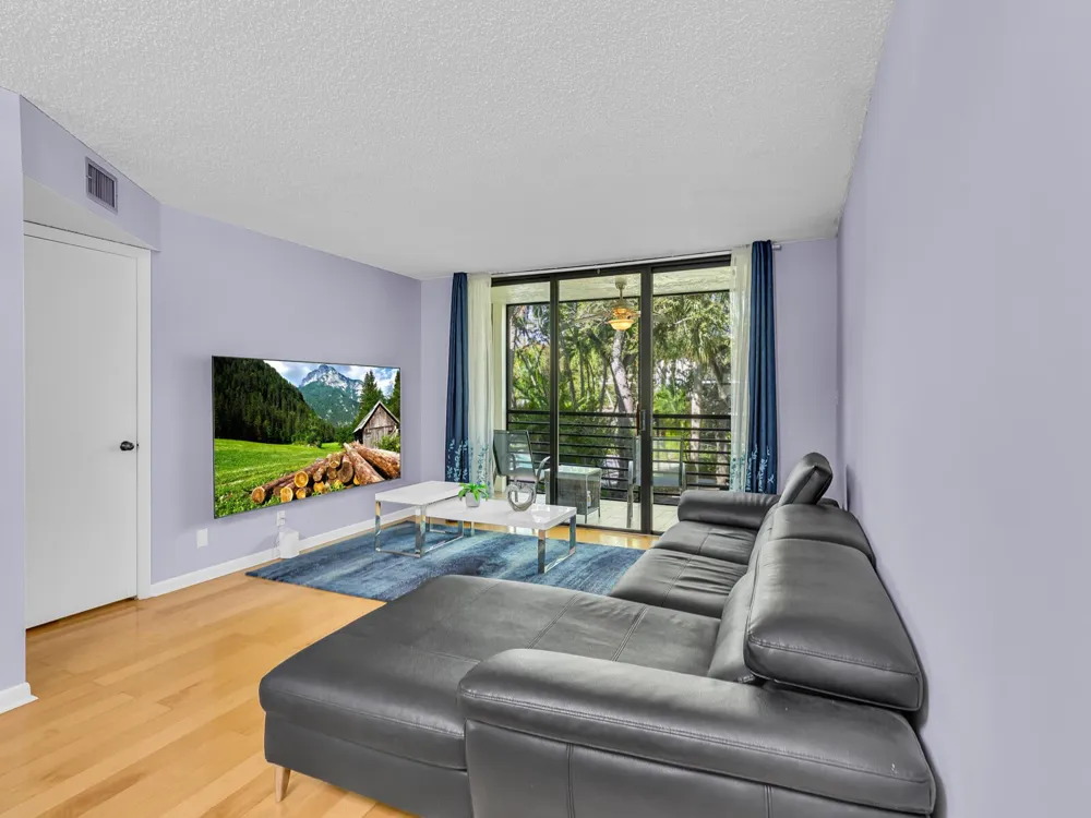 7579 NW 79TH AVENUE #204 Tamarac, FL 33321
