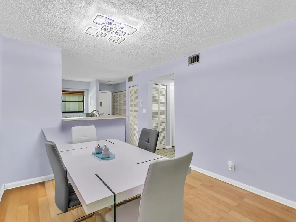 7579 NW 79TH AVENUE #204 Tamarac, FL 33321