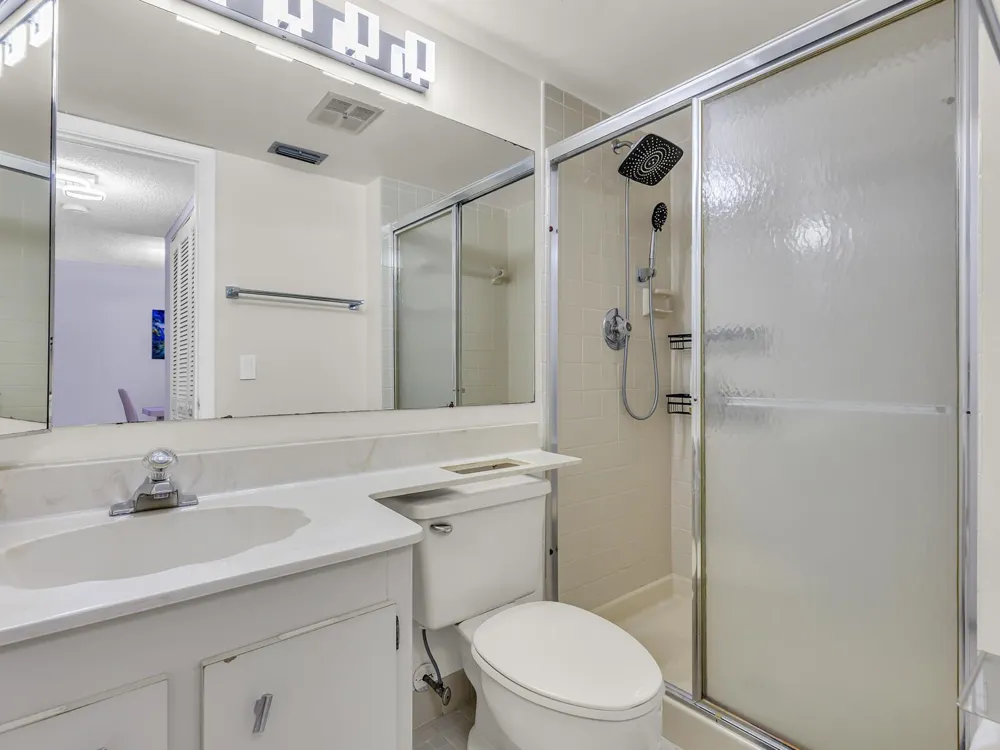 7579 NW 79TH AVENUE #204 Tamarac, FL 33321