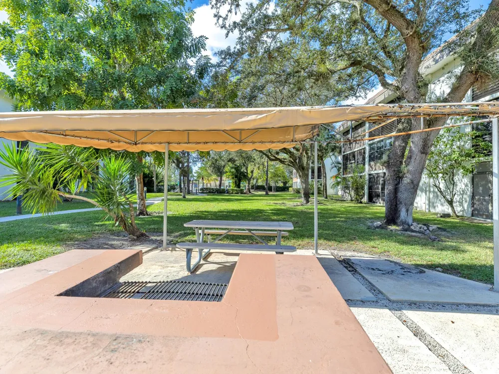 7579 NW 79TH AVENUE #204 Tamarac, FL 33321