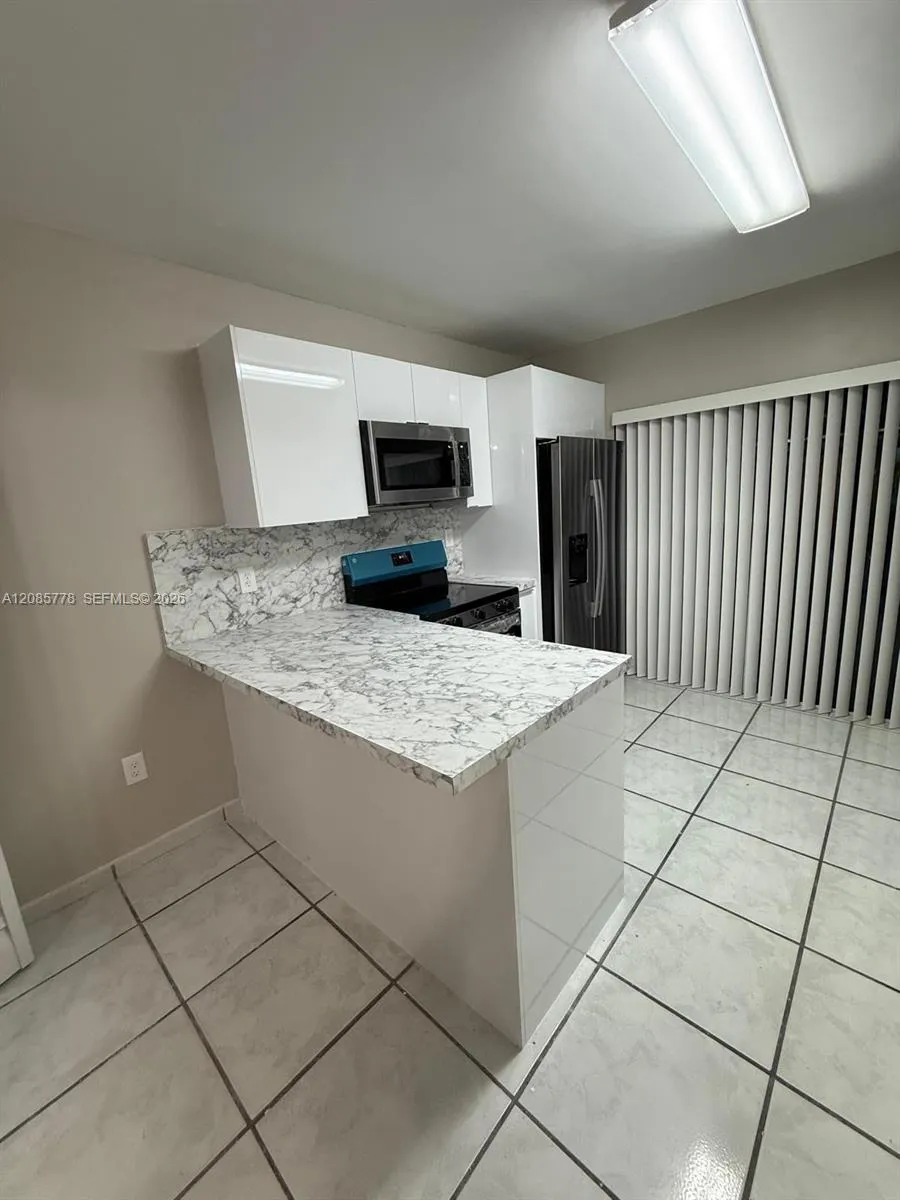 7898 W 29th Ln #102-13 Hialeah, FL 33018