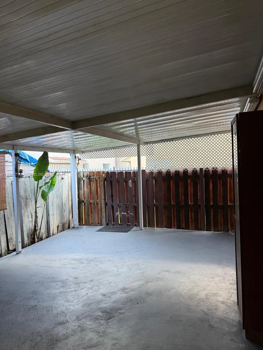 7898 W 29th Ln #102-13 Hialeah, FL 33018