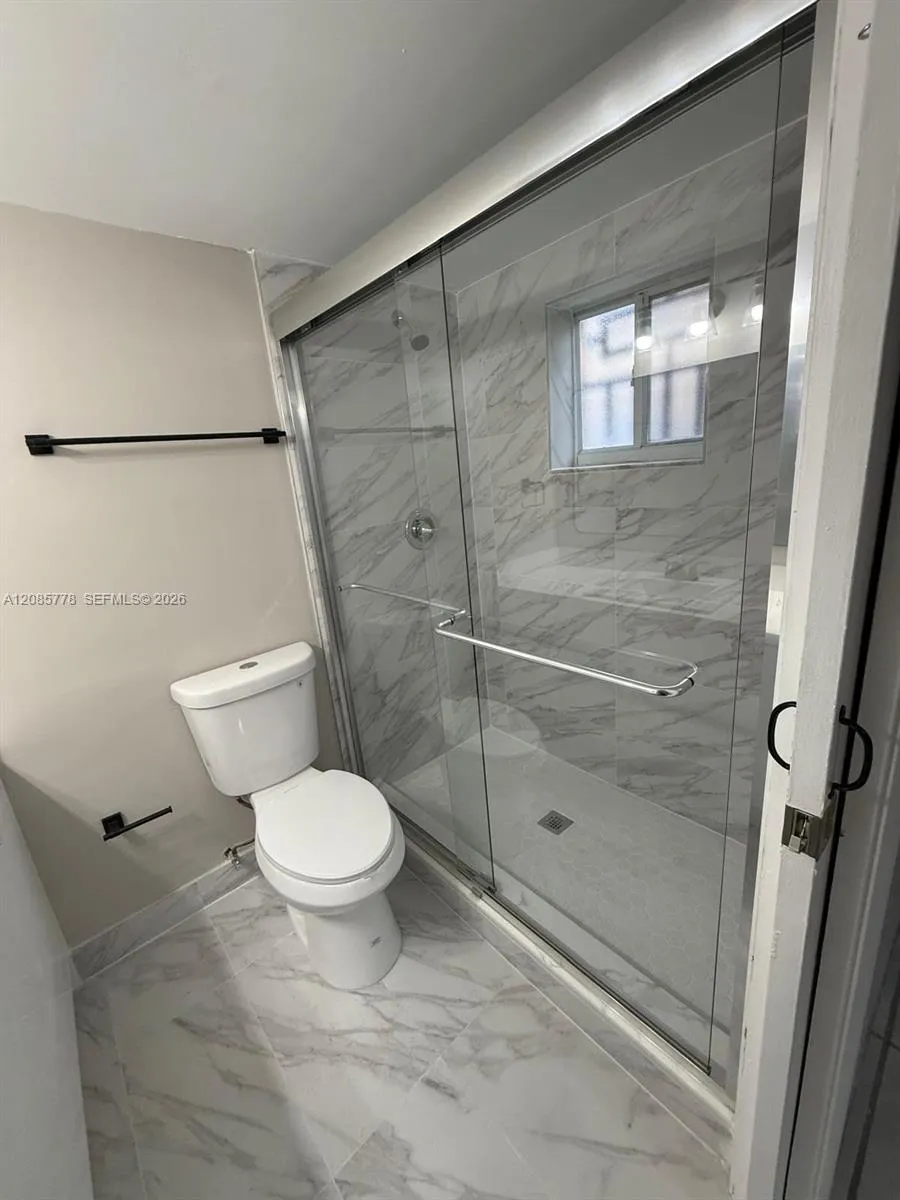 7898 W 29th Ln #102-13 Hialeah, FL 33018