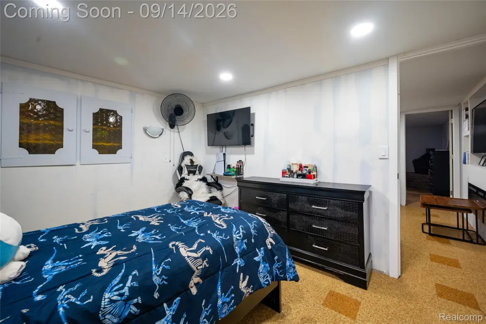 5154 Earl Drive Warren City, MI 48092