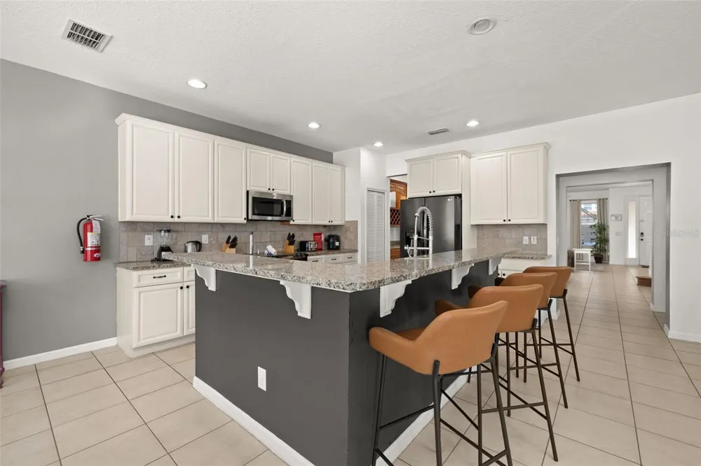 375 ORANGE COSMOS BOULEVARD Davenport, FL 33837
