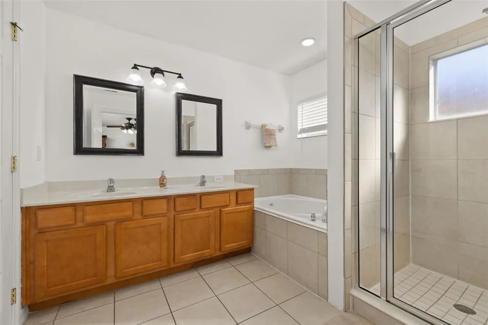 375 ORANGE COSMOS BOULEVARD Davenport, FL 33837