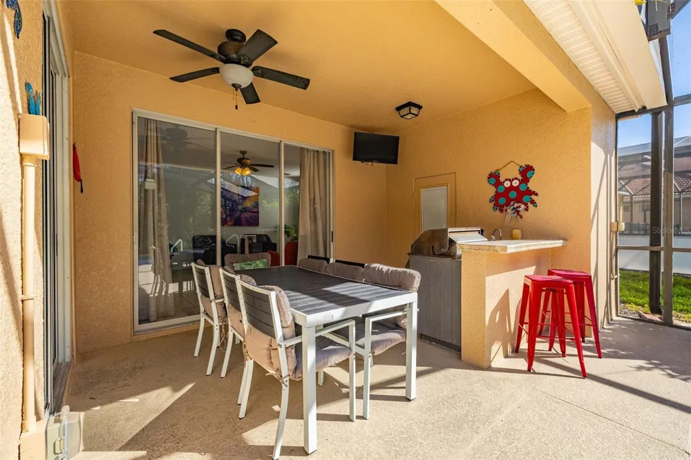 375 ORANGE COSMOS BOULEVARD Davenport, FL 33837