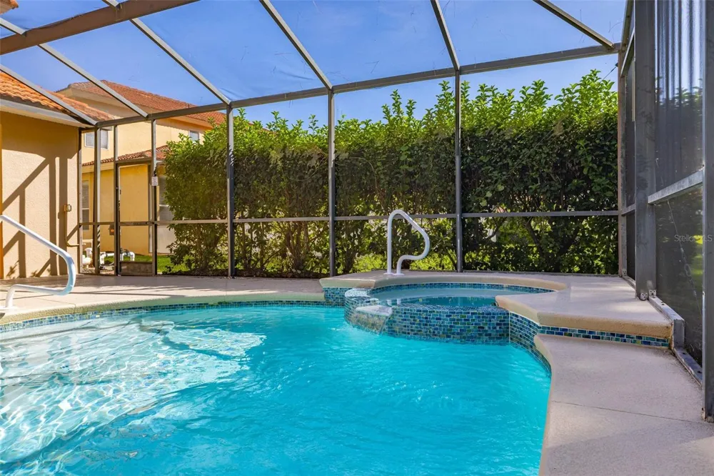375 ORANGE COSMOS BOULEVARD Davenport, FL 33837