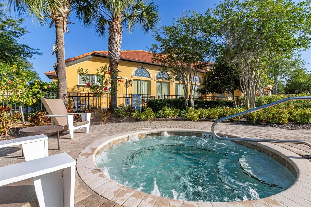 375 ORANGE COSMOS BOULEVARD Davenport, FL 33837