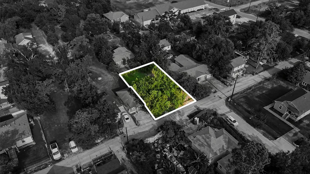 3811 Love Street Houston, TX 77026