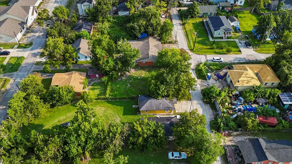 3811 Love Street Houston, TX 77026