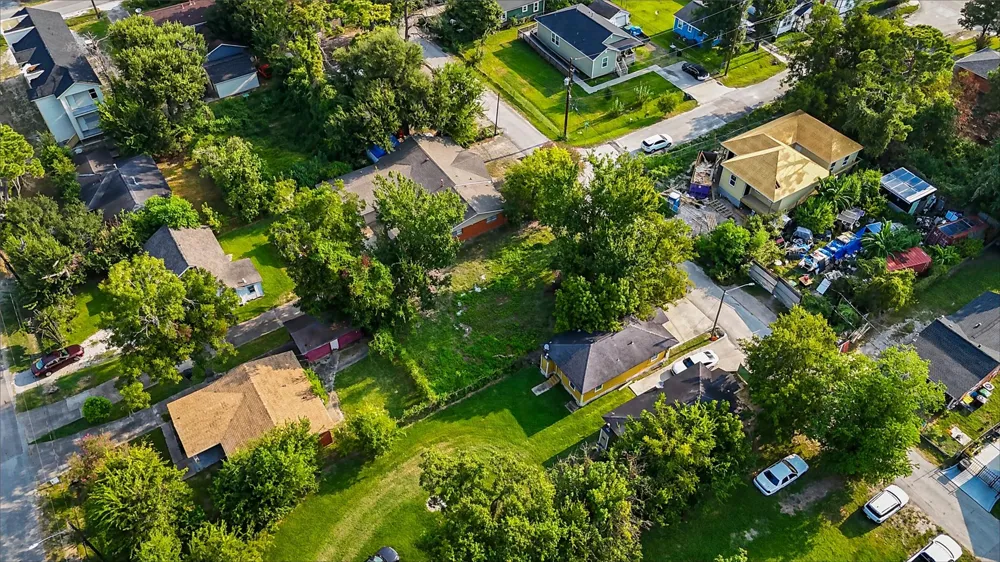 3811 Love Street Houston, TX 77026