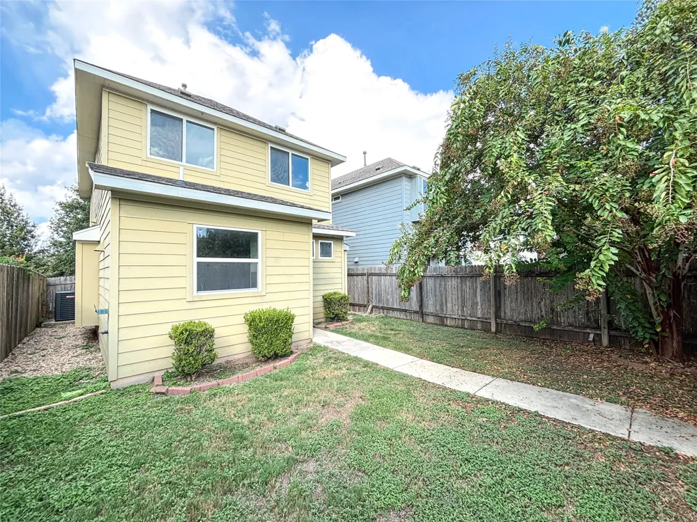 119 Gambel Oak Way San Marcos, TX 78666
