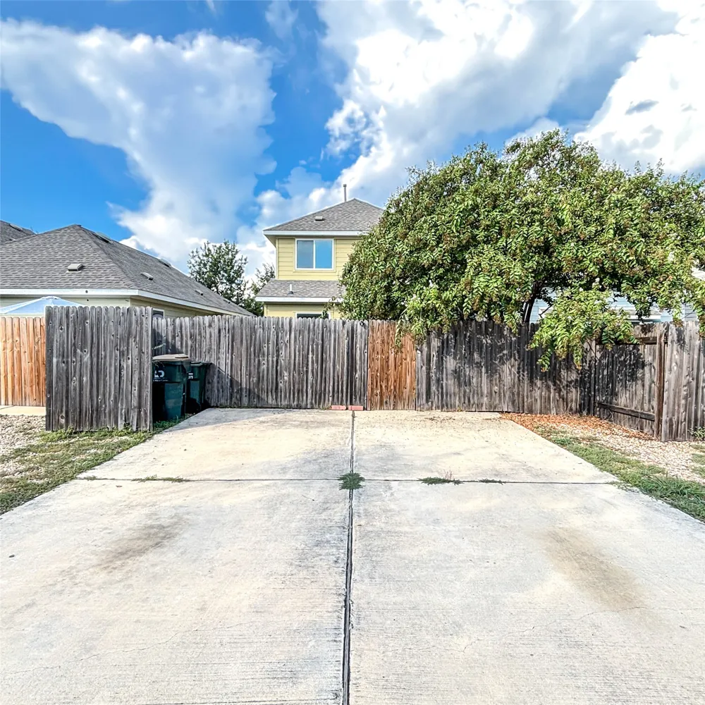 119 Gambel Oak Way San Marcos, TX 78666